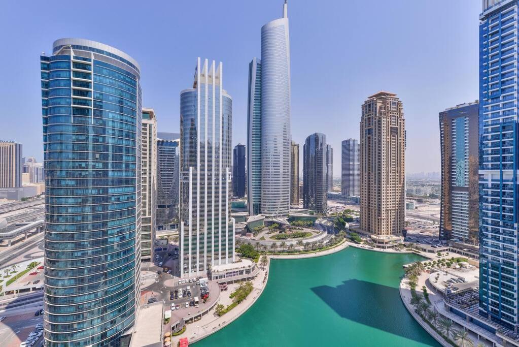 Apartment Oasis The View In Dubai